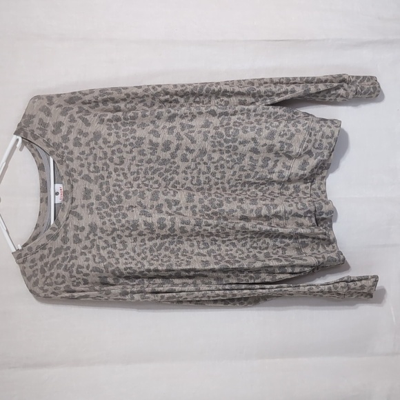 Sundry Leopard Print Long Sleeve Lightweight Sweatshirt Size 4 (Extra Large) - Picture 1 of 5